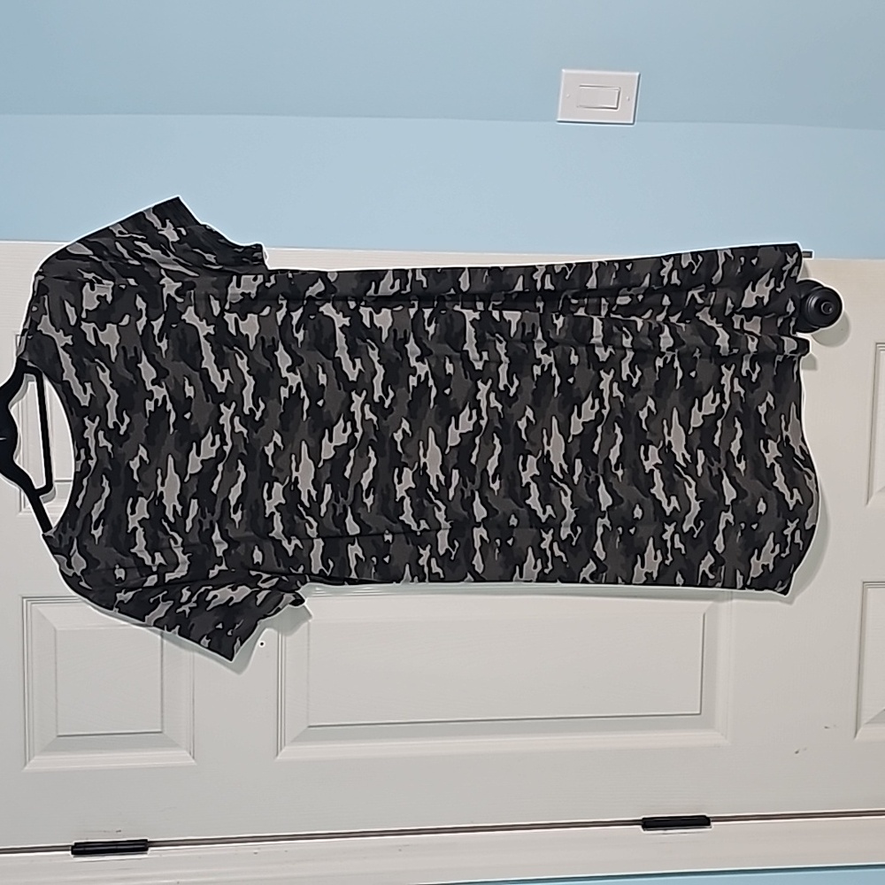 Dress - Picture 2 of 6